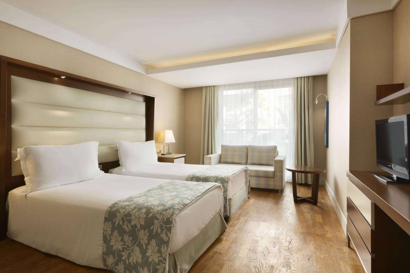 Ramada-Plaza-by-Wyndham-Antalya-Room-13