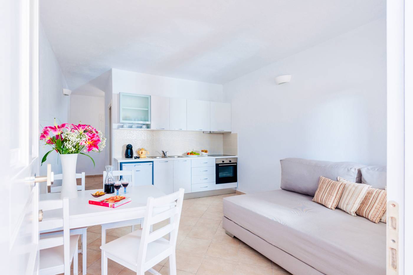 Katharos-Pool-Villas-Room-8