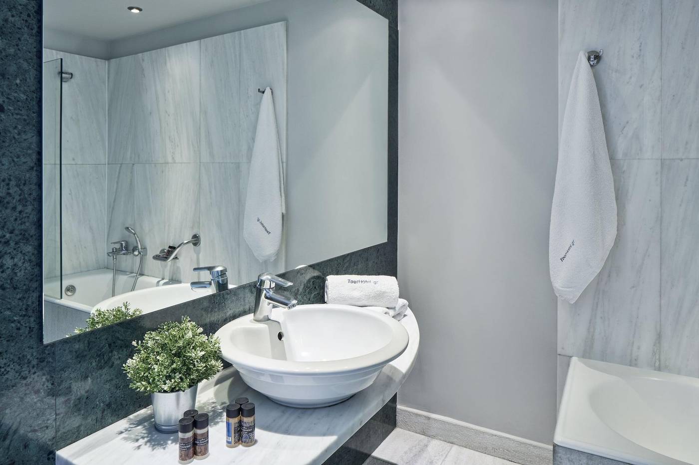 Arion-Athens-Room-29