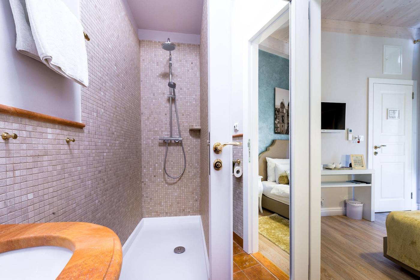 Dominus-Little-Palace-Room-12