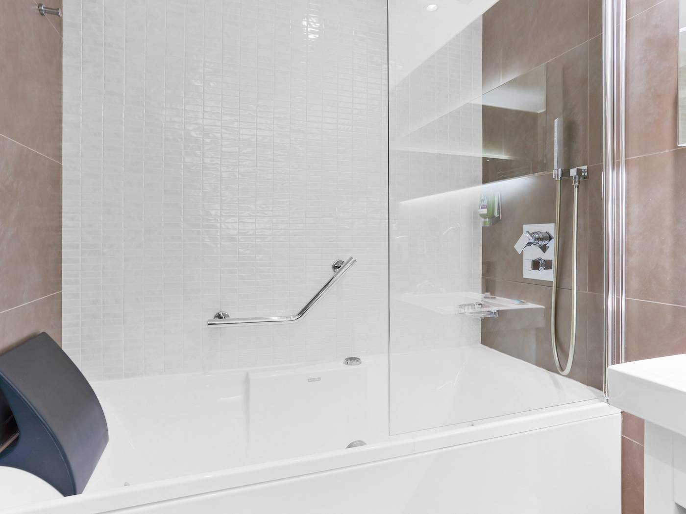 Hotel-Mercure-Paris-Vaugirard-Porte-de-Versailles-Room-30