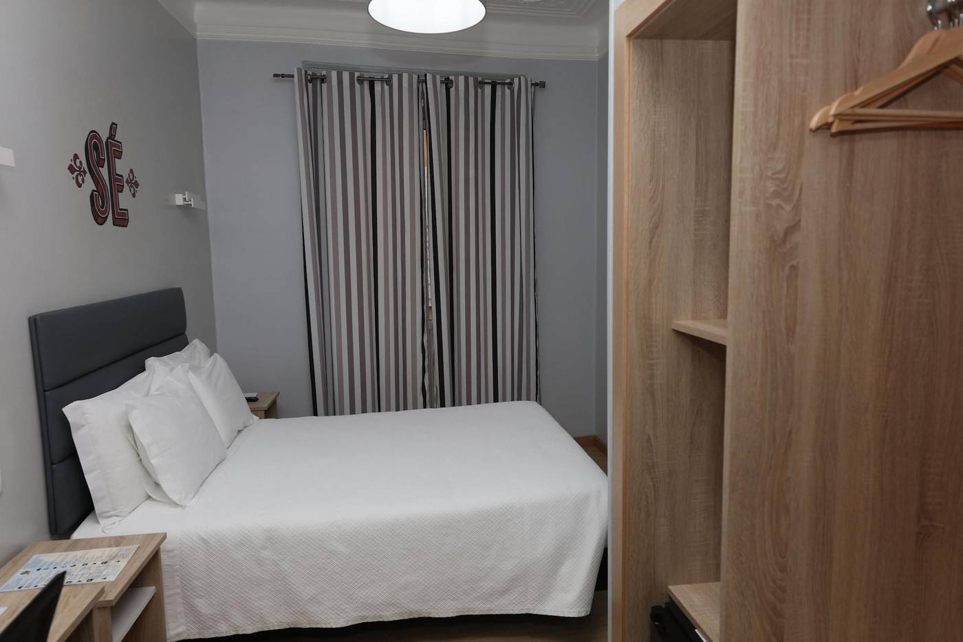 O-El-trico-Guesthouse-Room-5