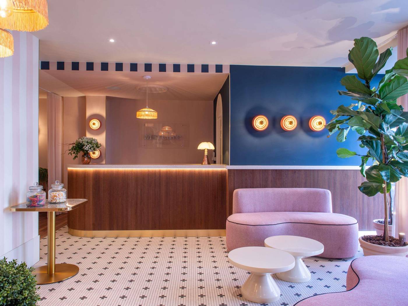 Mercure-Paris-Pigalle-Sacre-Coeur-General-view-8