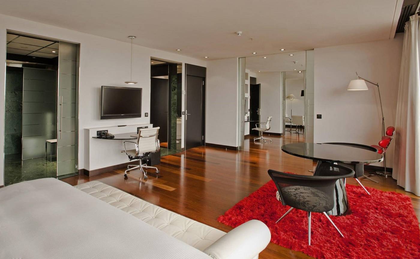 Hilton-Madrid-Airport-Room-35