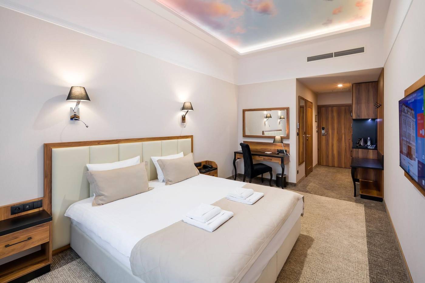 Sky-Hotel-Krakow-Room-24