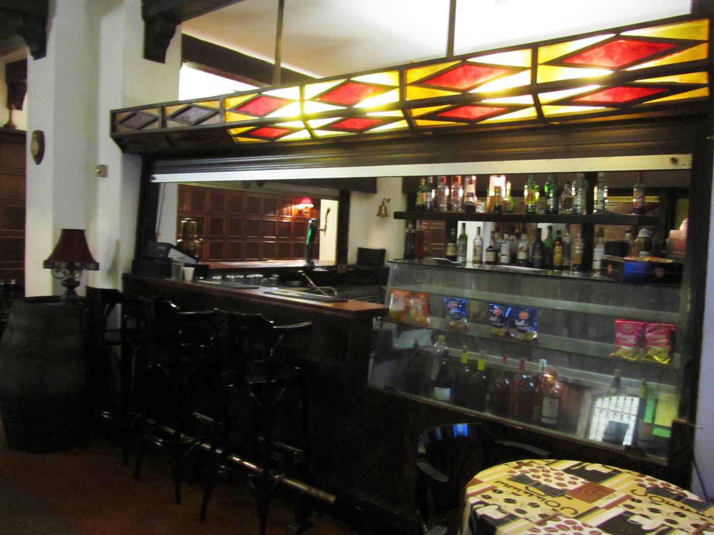 Topaz-Bar-25