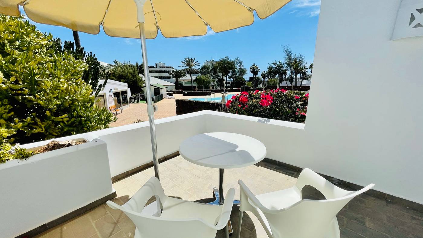 Palmeras-Garden-Room-16