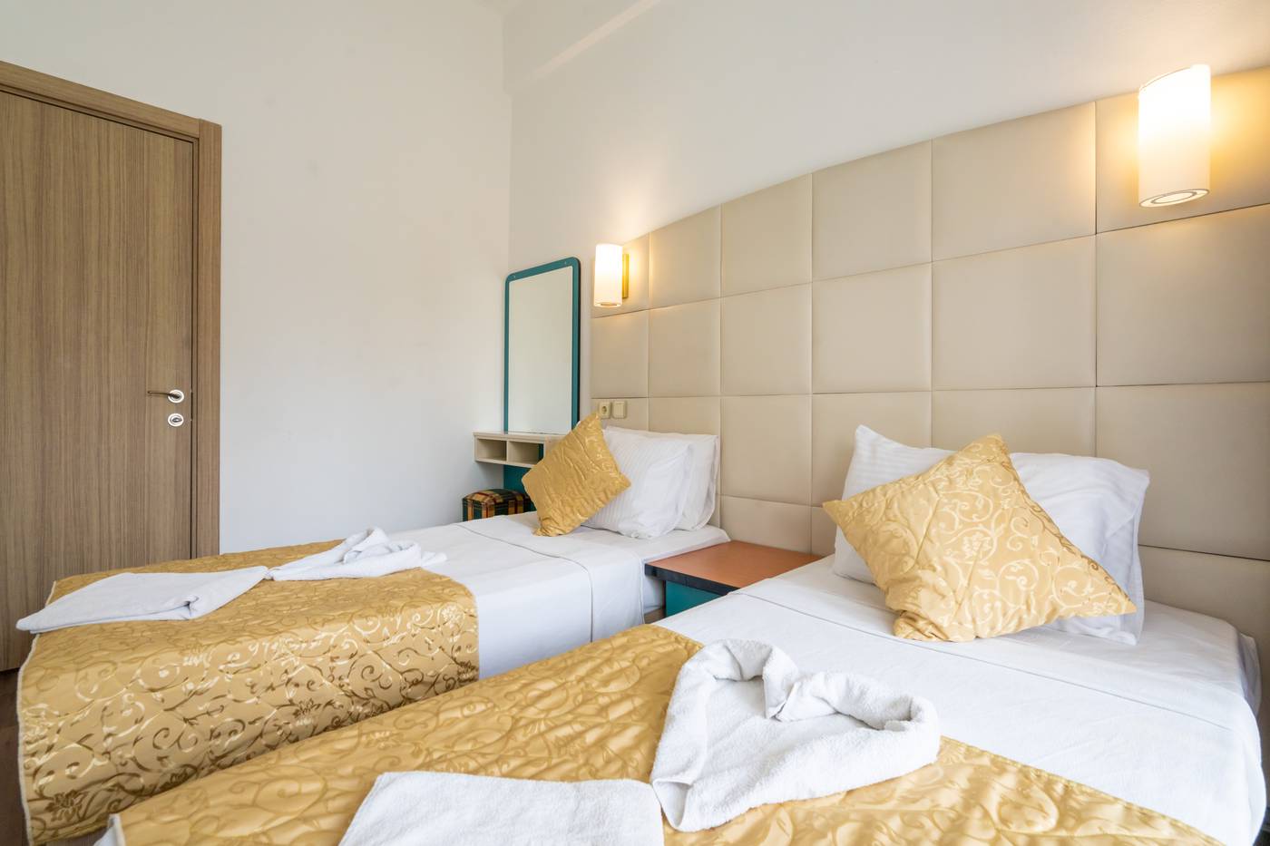 Grand-Villa-Sol-Apart-Room-39