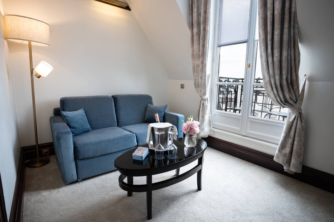 Hotel-Signature-Saint-Germain-des-Pres-Room-35