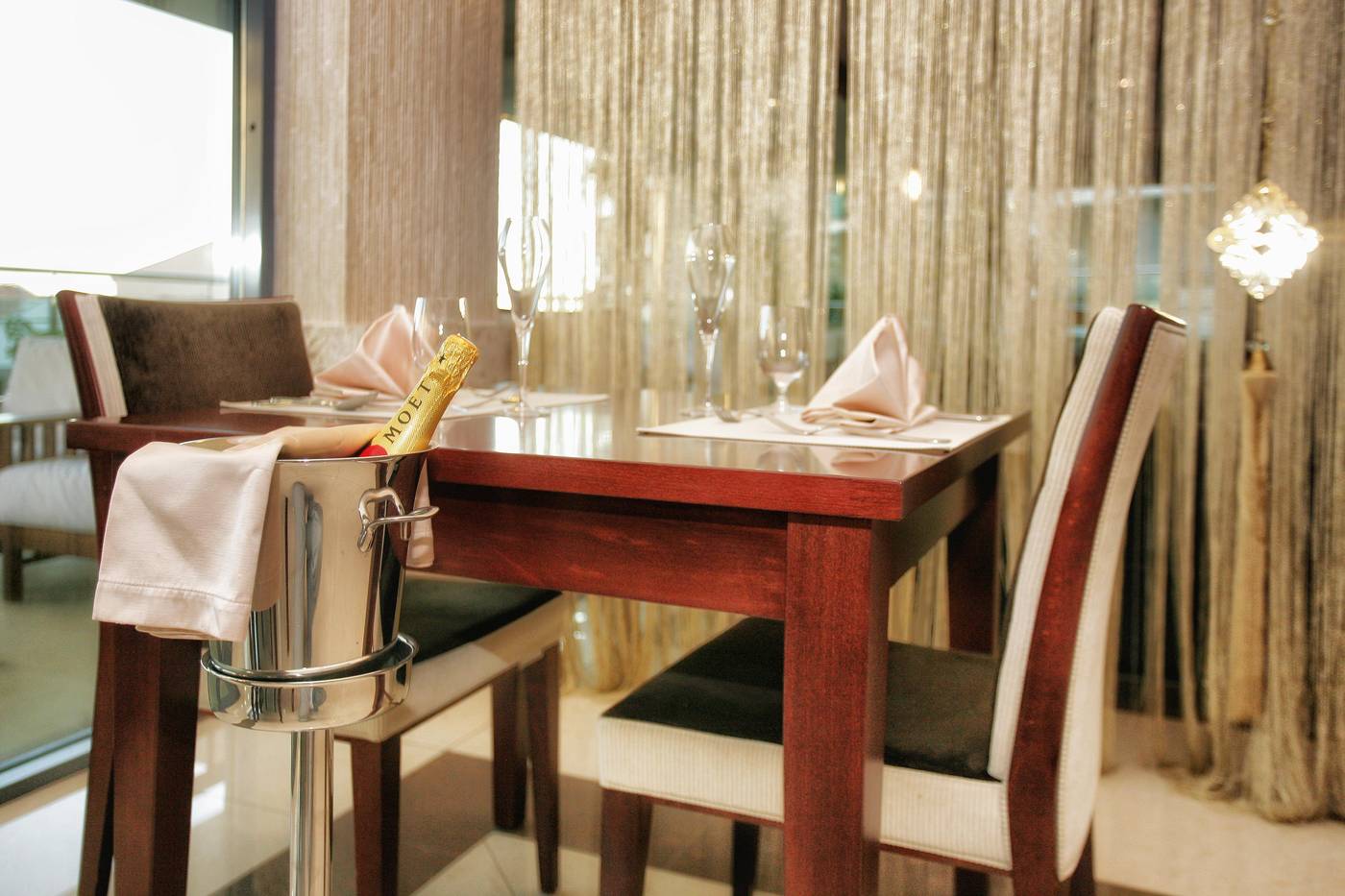 Monte-Casa-Spa-Wellness-de-Luxe-Restaurant-48