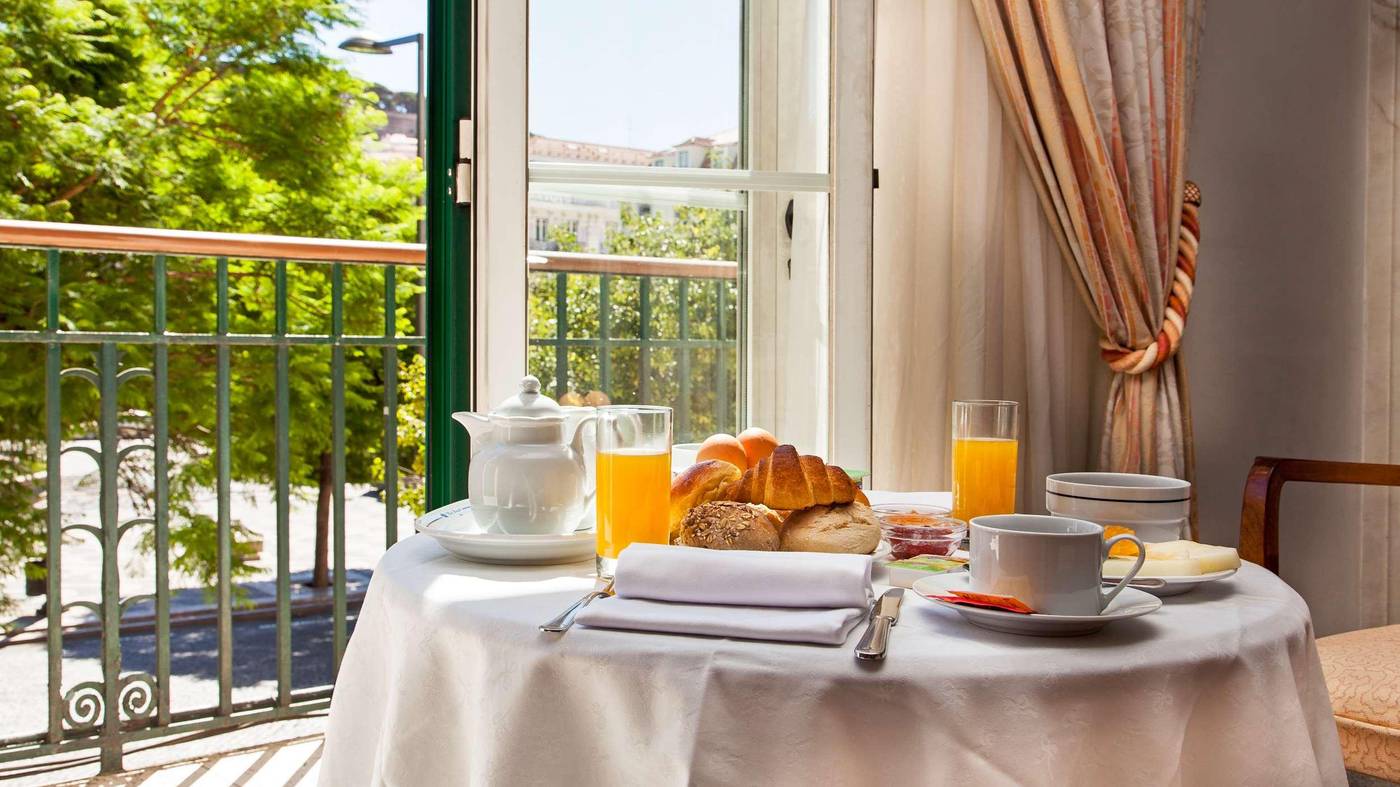 M-tropole-Lisboa-Room-2