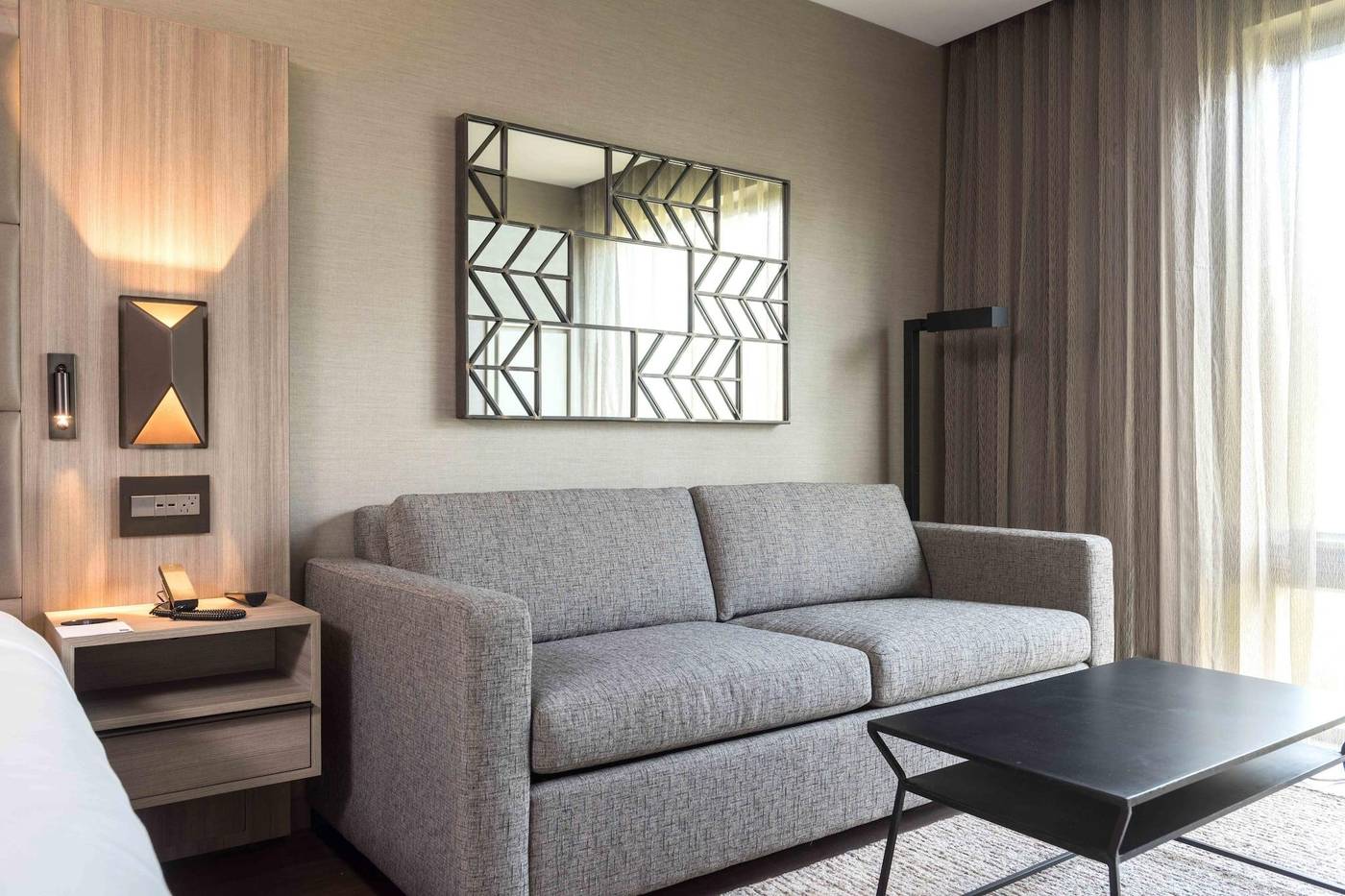 Ac-Hotel-By-Marriott-Boston-Cleveland-Circle-Room-29