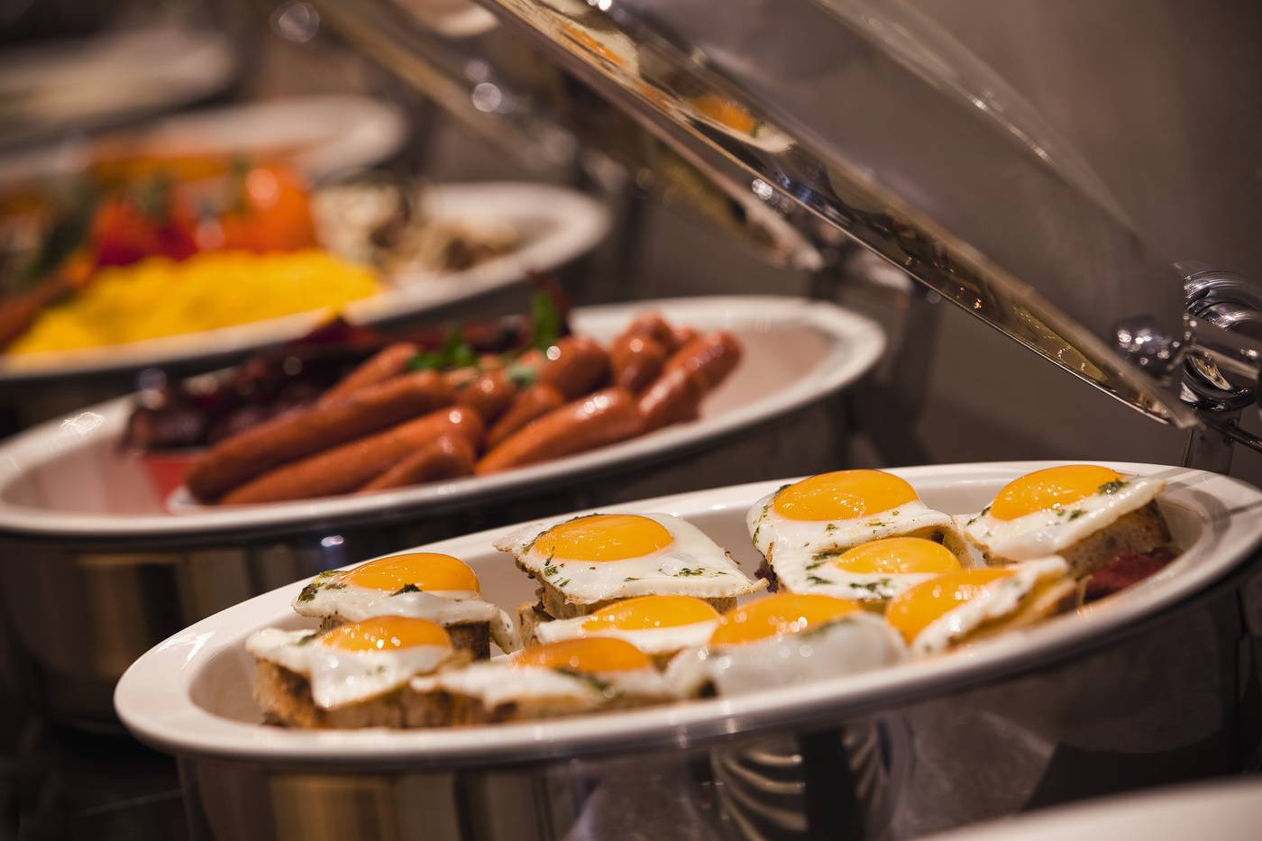 Movenpick-Bur-Dubai-Restaurant-44