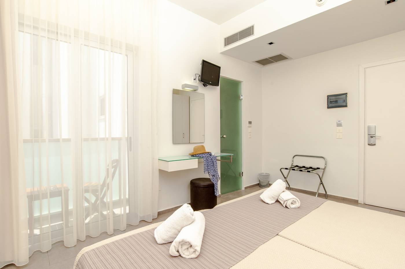 Atlantis-City-Hotel-Room-32