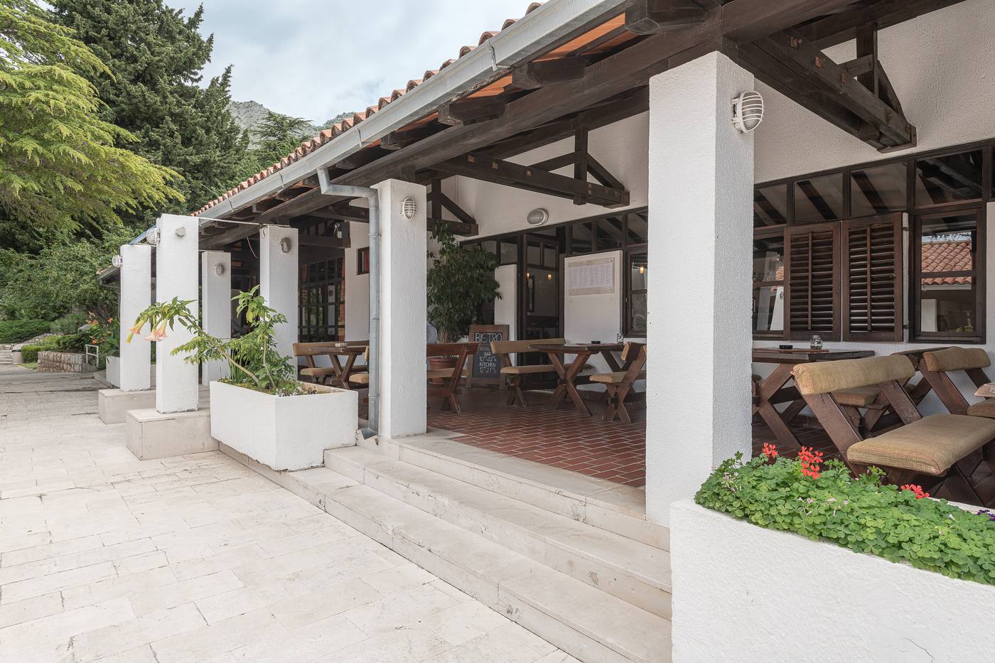 Villas-Plat-Restaurant-10