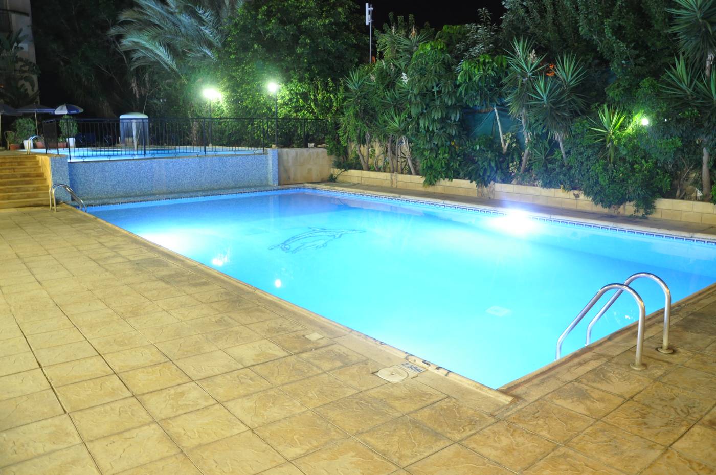 Mariela-Hotel-Pool-5