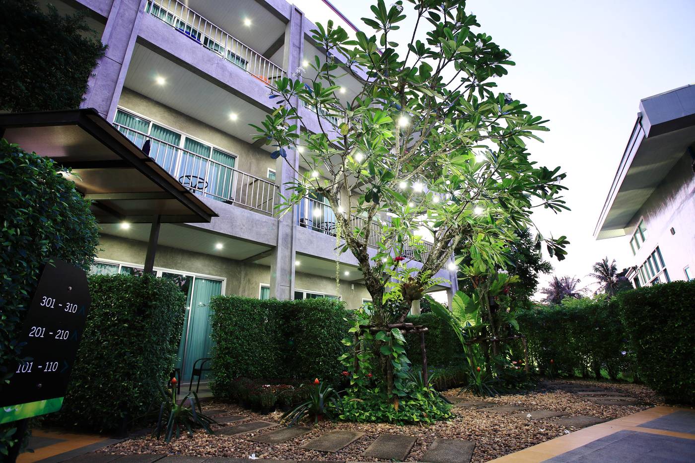 The-Malika-Hotel-Room-9