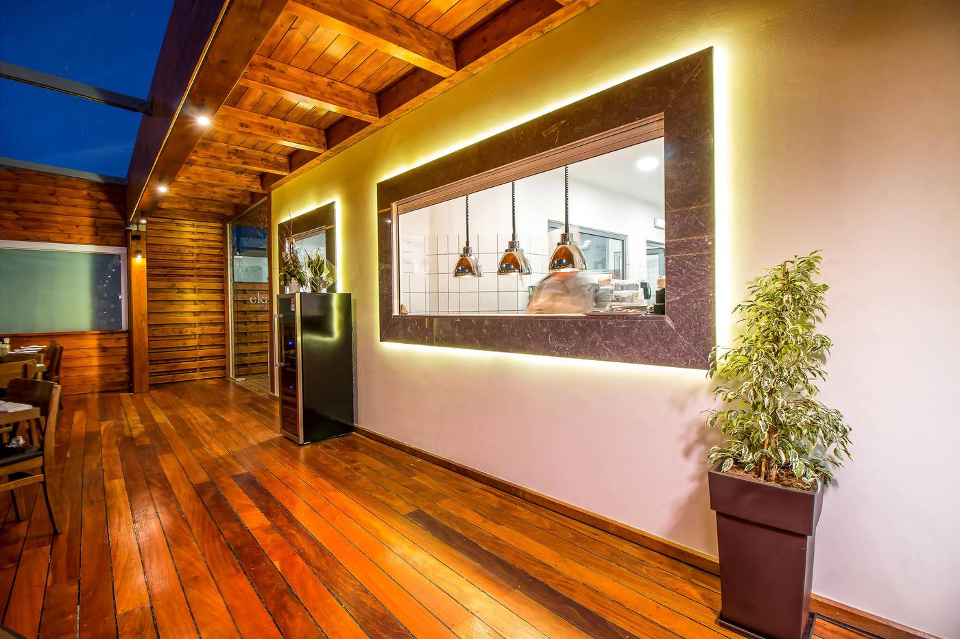 Sunny-Days-Apartments-Restaurant-50