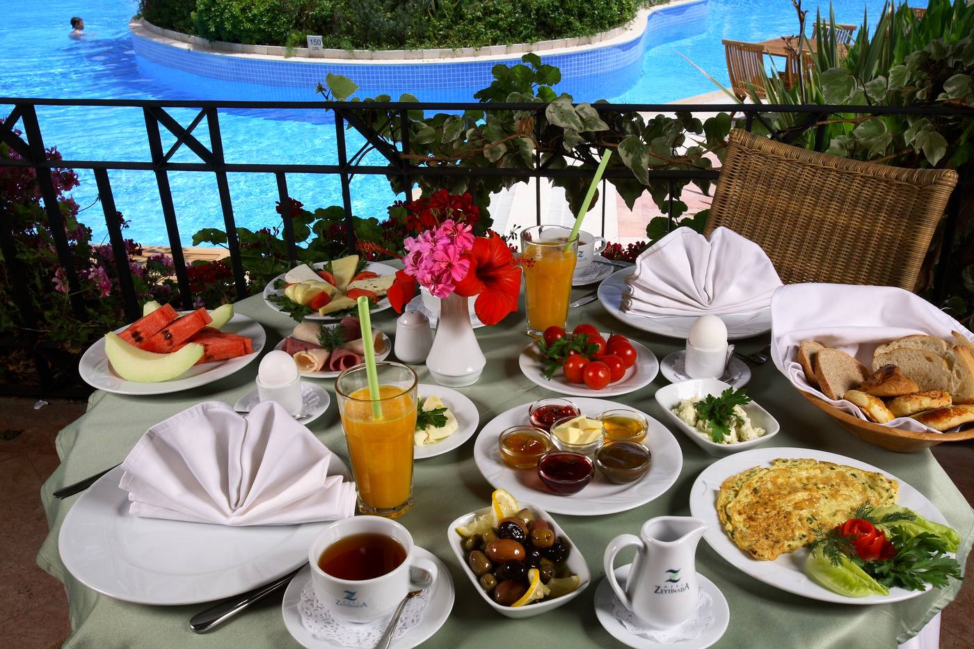 Zeytinada-Restaurant-23