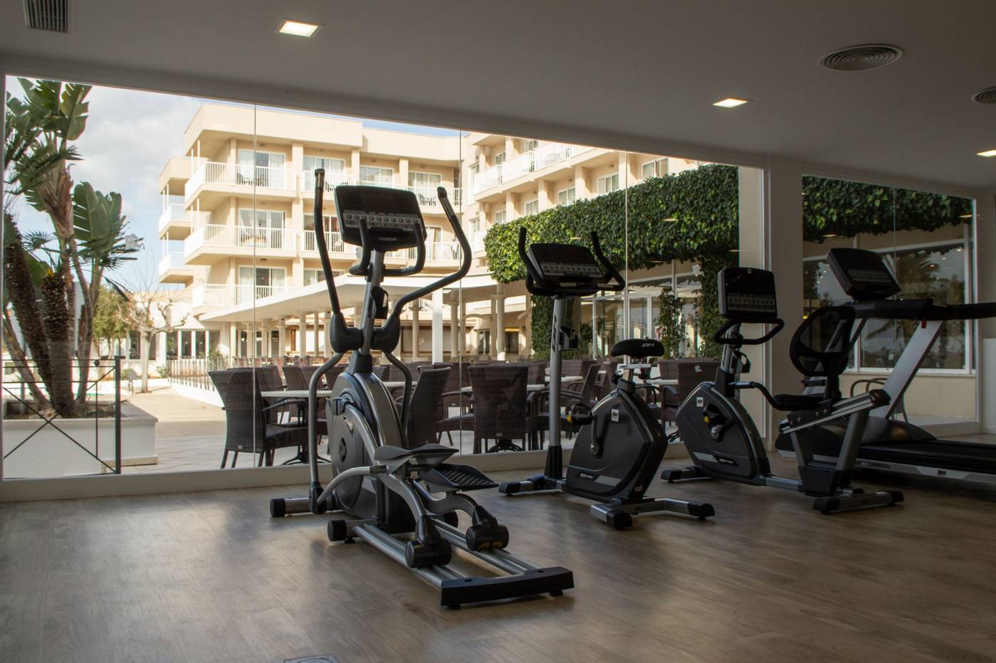 MINURA-SUR-MENORCA---WATERPARK-Sports-and-Entertainment-66