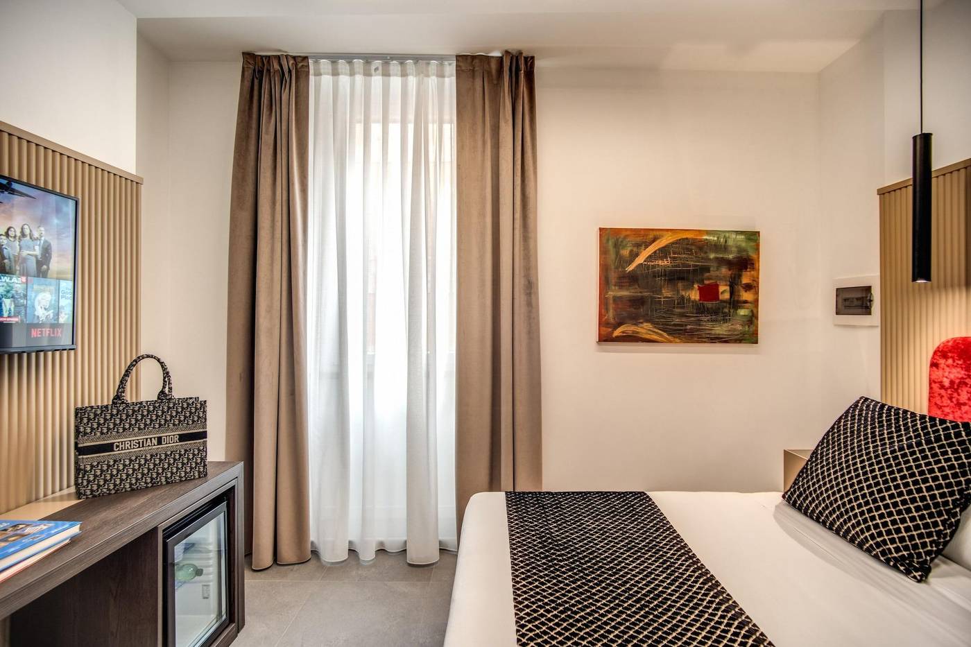 Little-Queen-Suite-Room-50