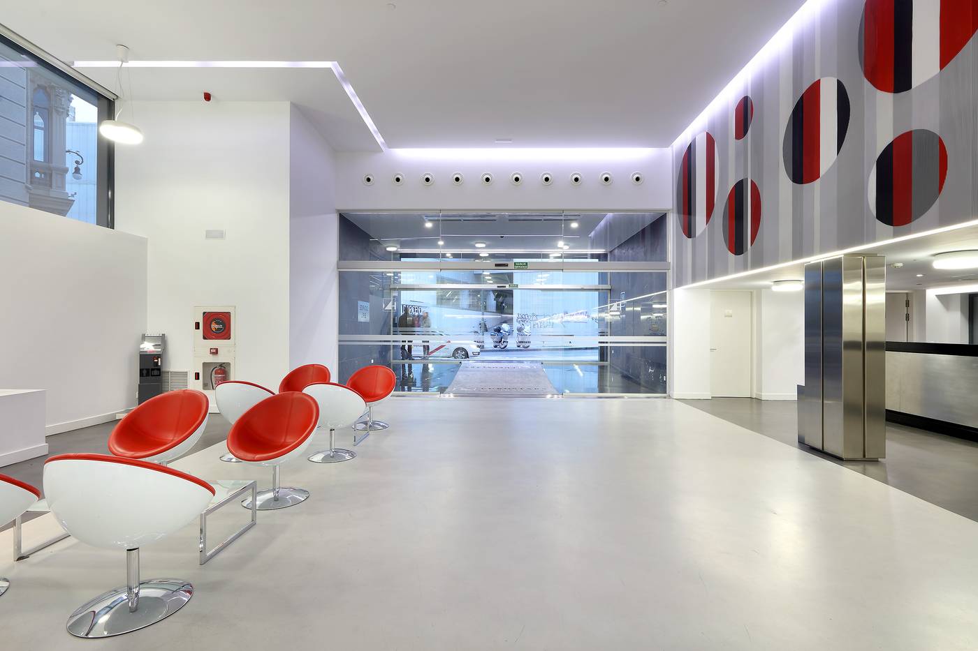 Eurostars-Central-Lobby-7