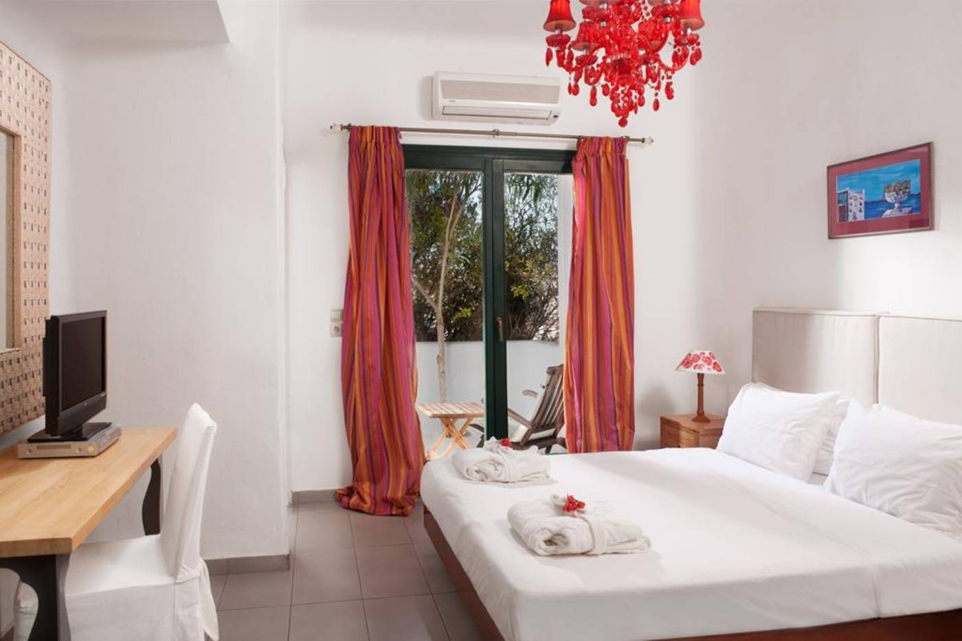 Tharroe-of-Mykonos-Room-22