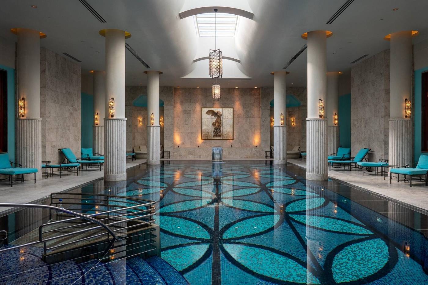 Four-Seasons-at-the-Bosphorus-Pool-40