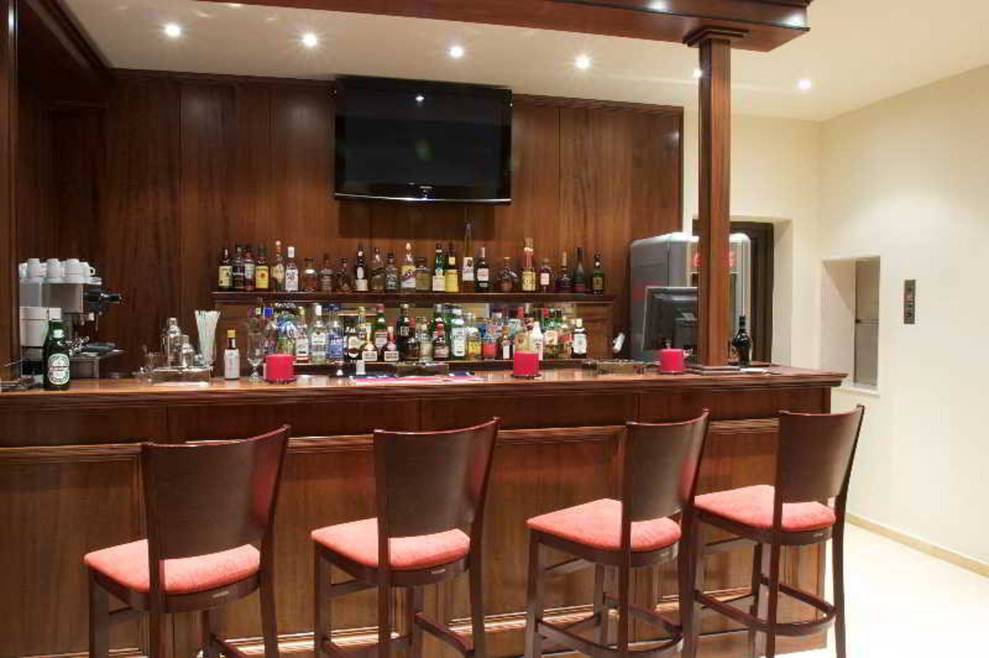 Corfu-Secret-Bar-46