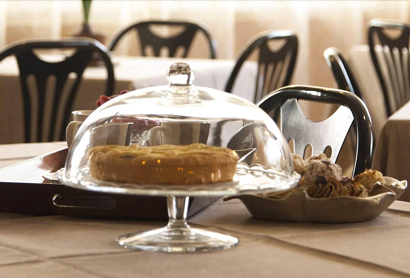 Hotel-La-Pergola-Restaurant-26