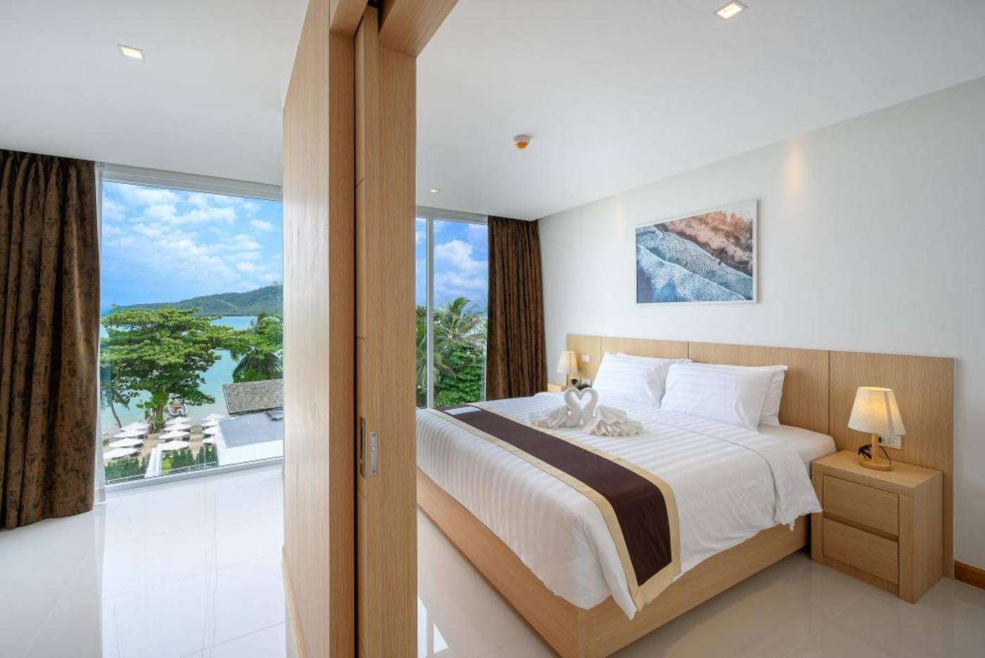 The-Beachfront-Hotel-Phuket-Room-33