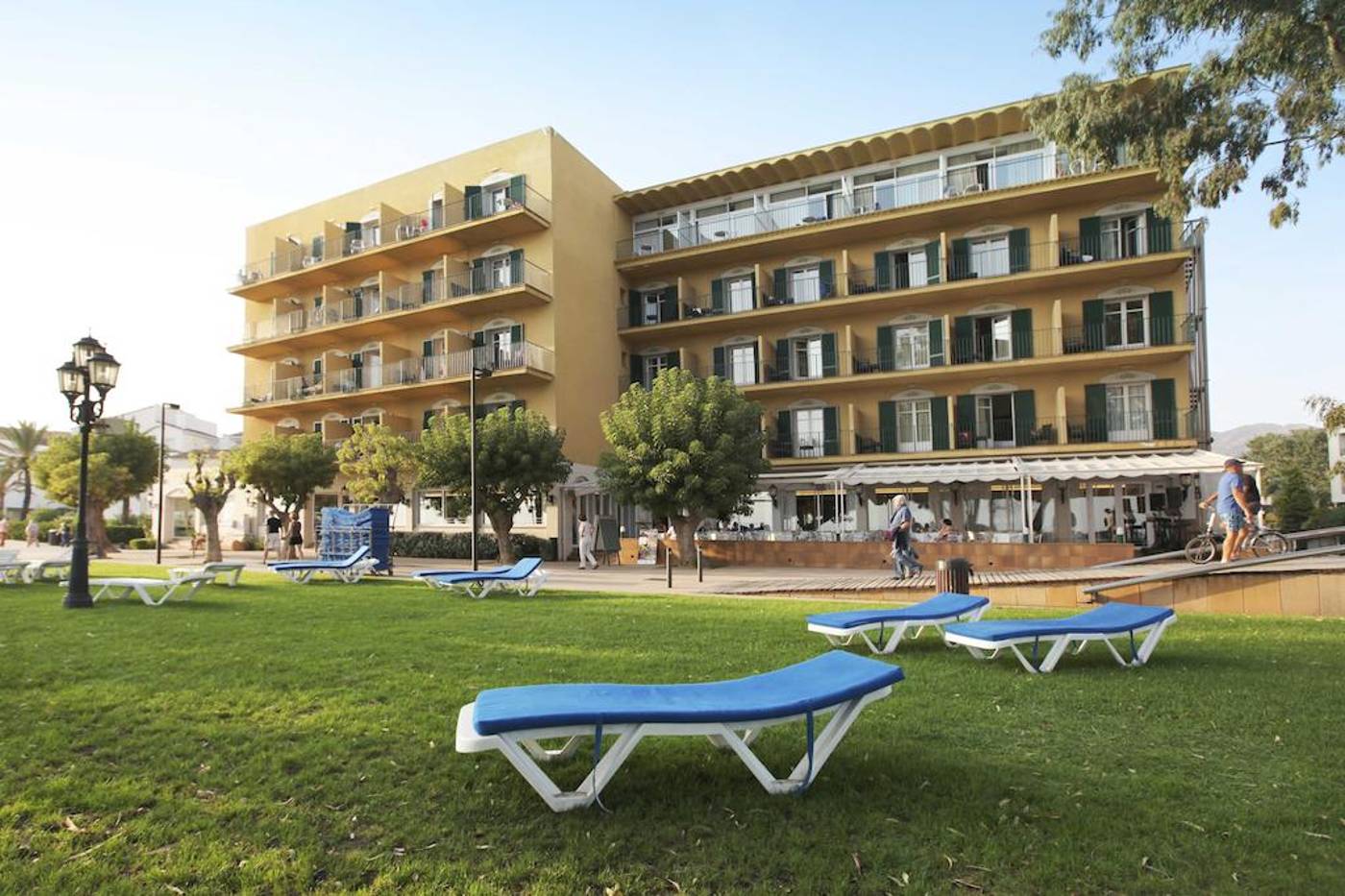 Prestige-Coral-Platja-Terrace-4