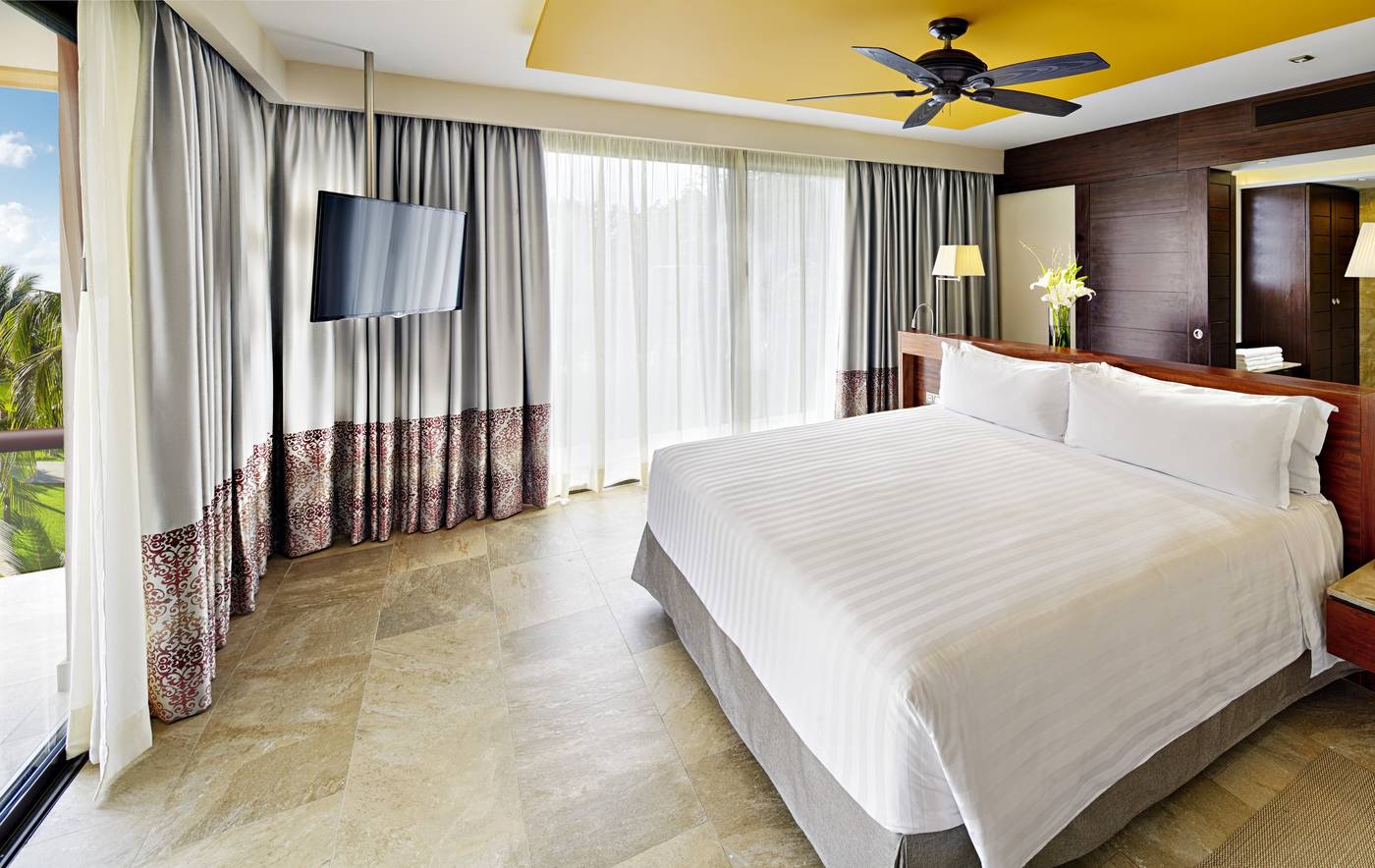 Barcelo Maya Grand Resort