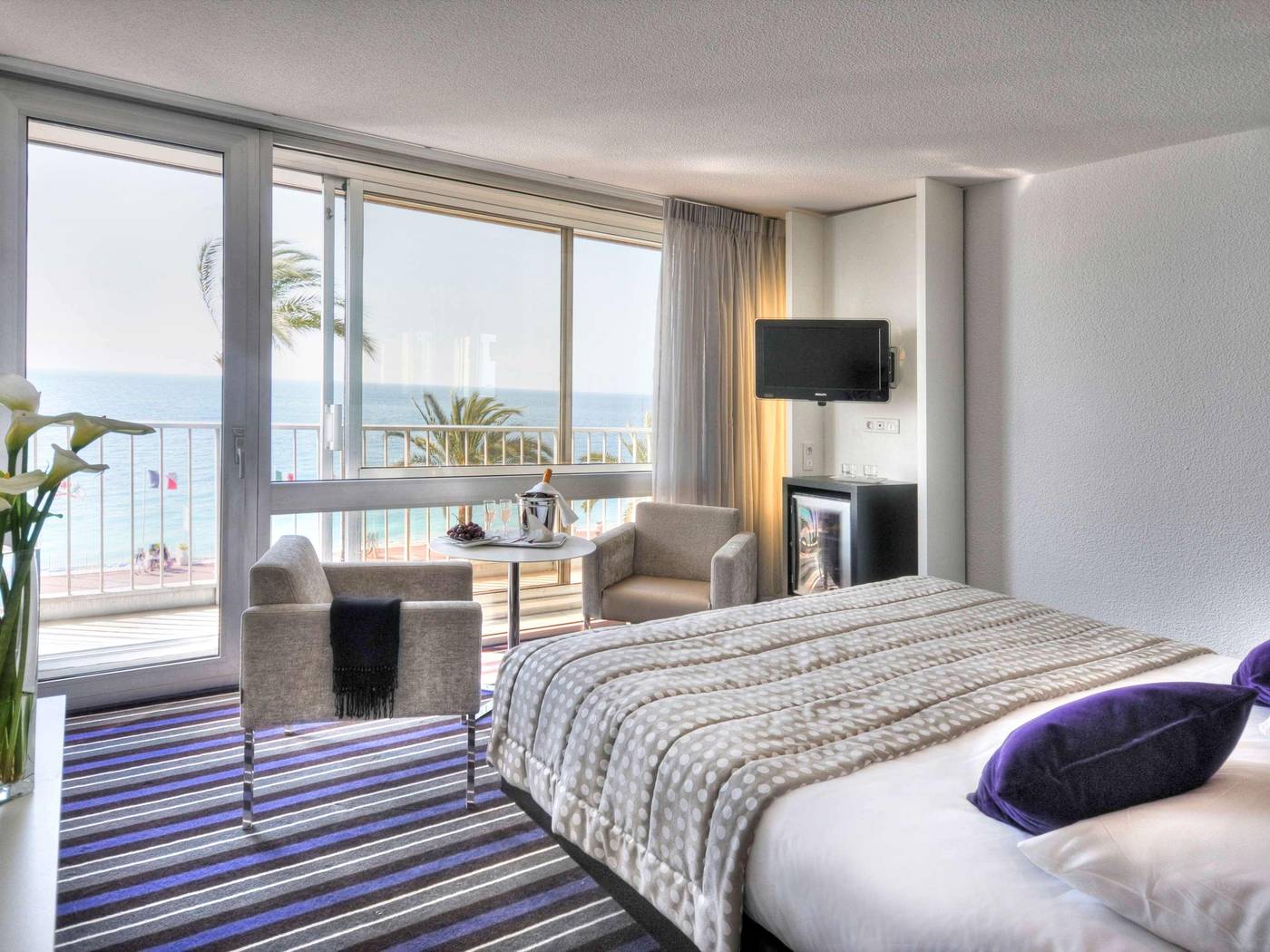 Mercure-Nice-Promenade-des-Anglais-Room-7