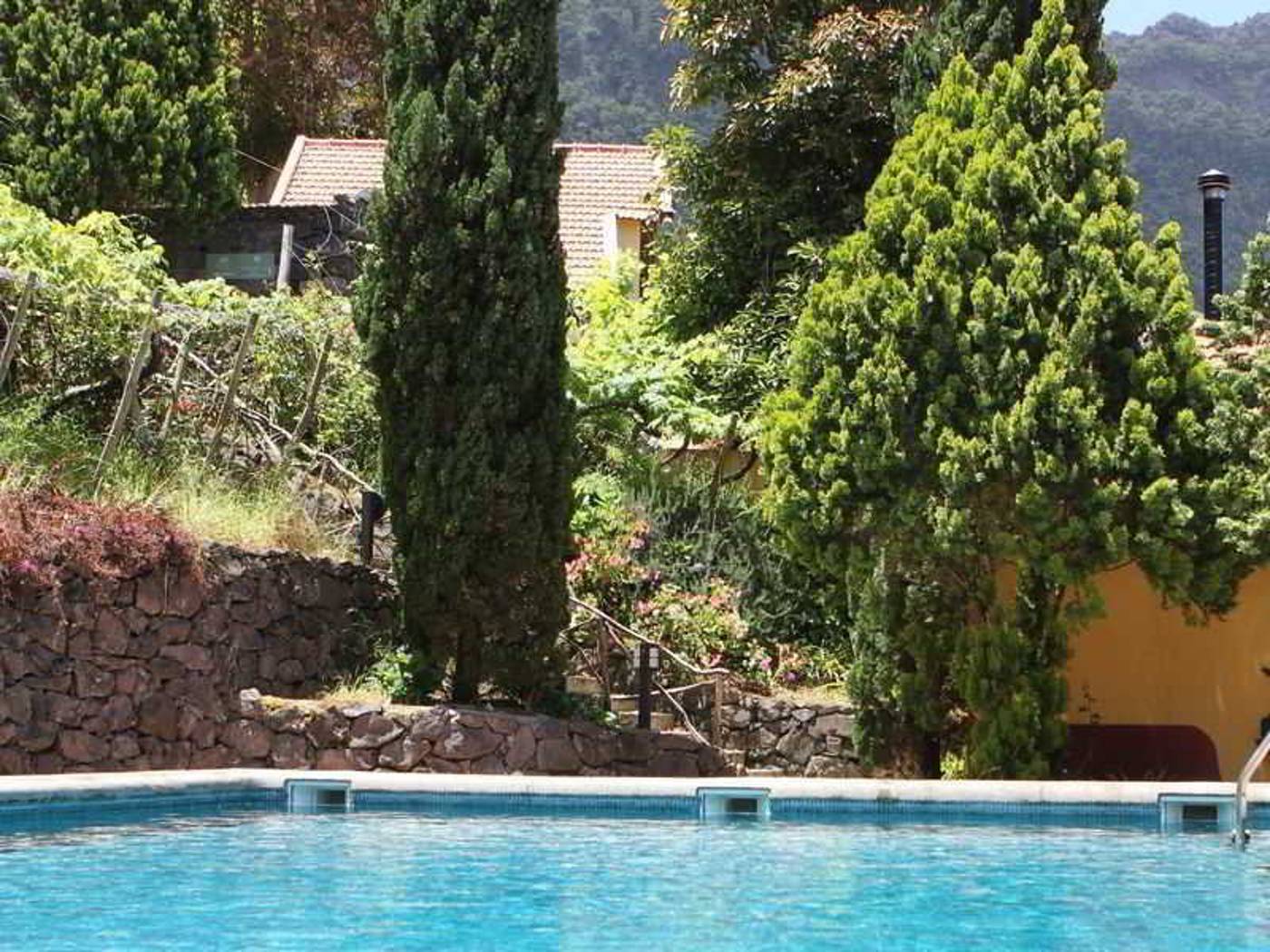 Quinta-do-Arco-by-Pestana-Pool-2