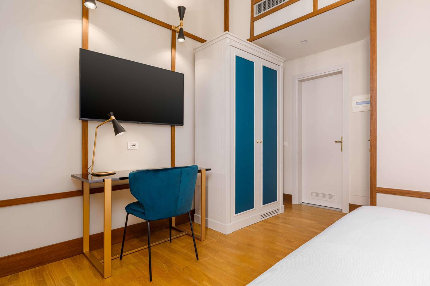 Room-Mate-Luca-Room-31