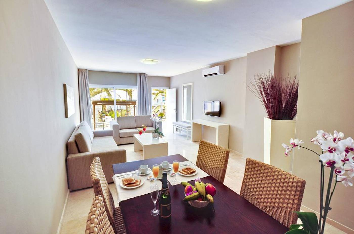 Los Olivos Beach Resort