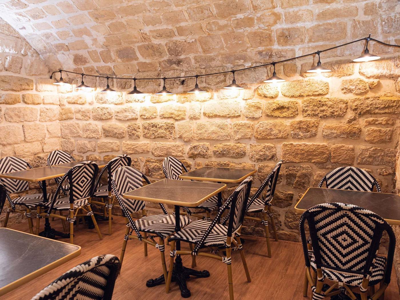 ibis-Styles-Paris-Batignolles-Restaurant-9