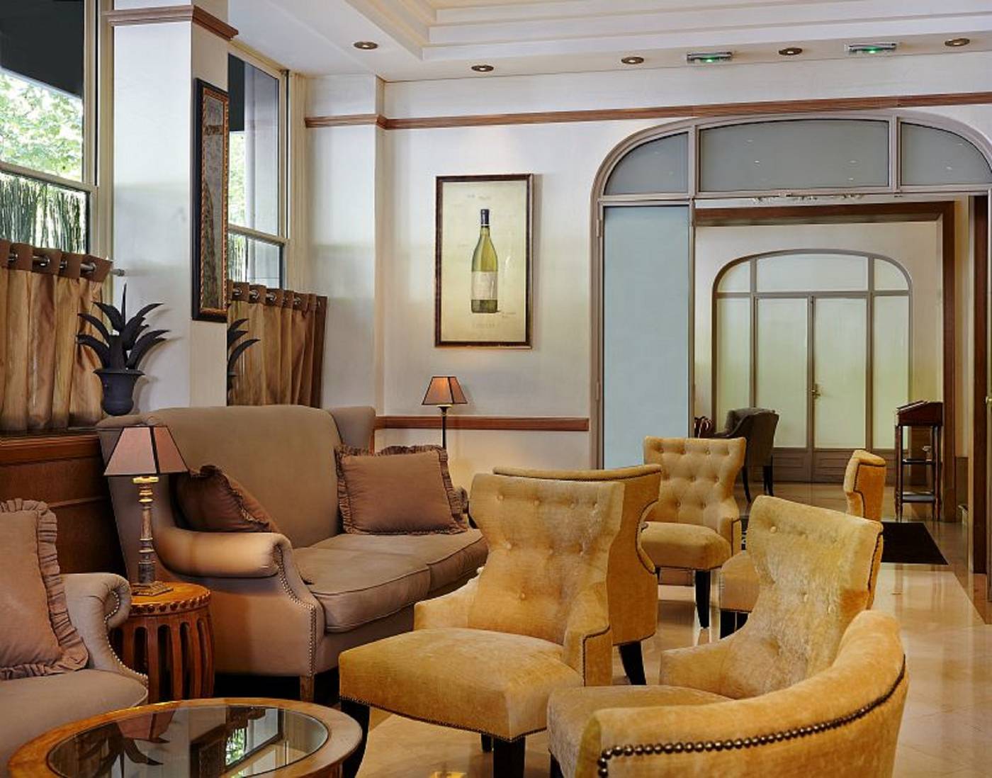 Royal-Arc-de-Triomphe-Lobby-11