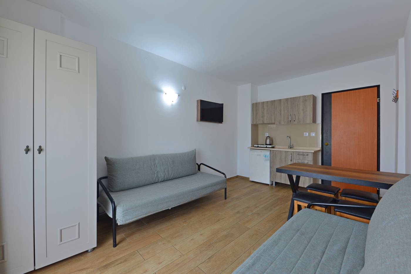 Golden-Orange-Apart-Hotel-Room-24