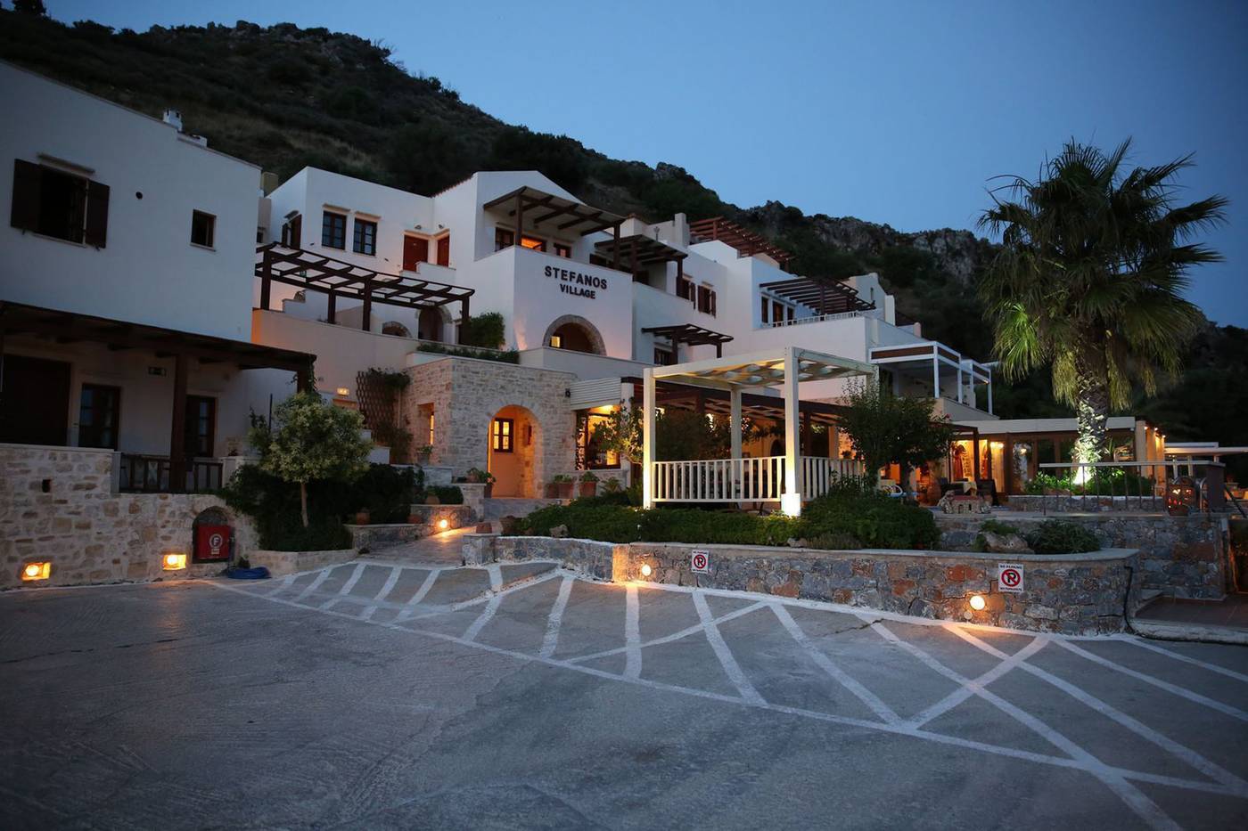 Stefanos Village