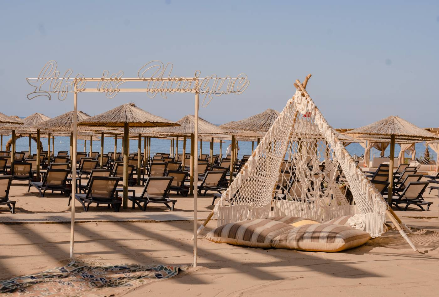 New - Liu Resort Side