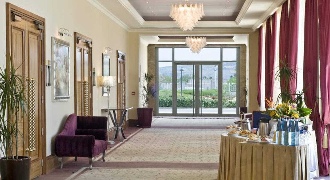 Radisson Blu Resort & Spa Golden Sands