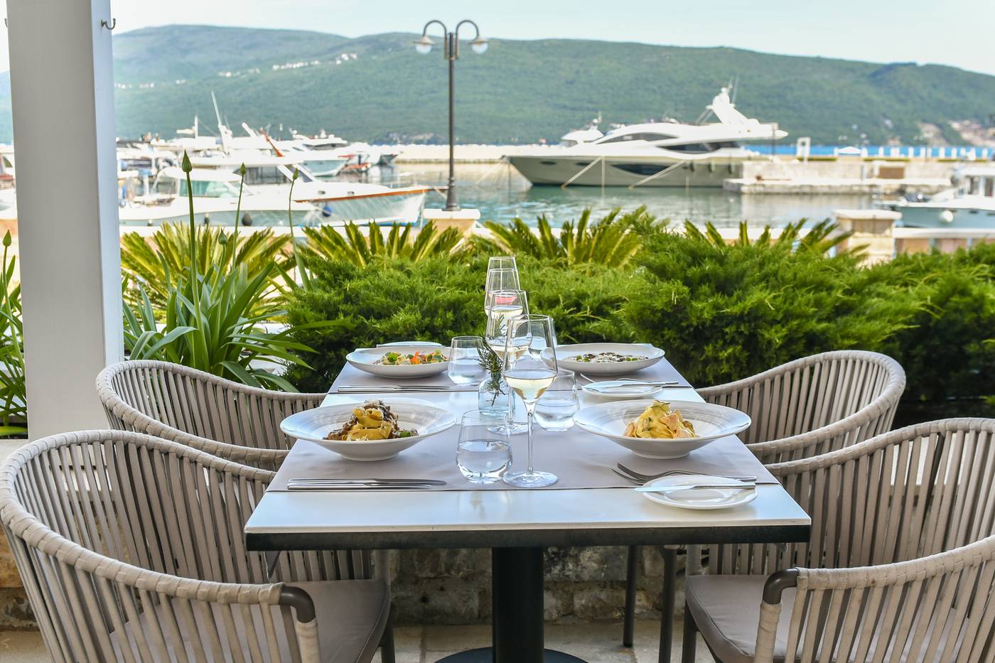 Lazure-Hotel---Marina-Restaurant-23
