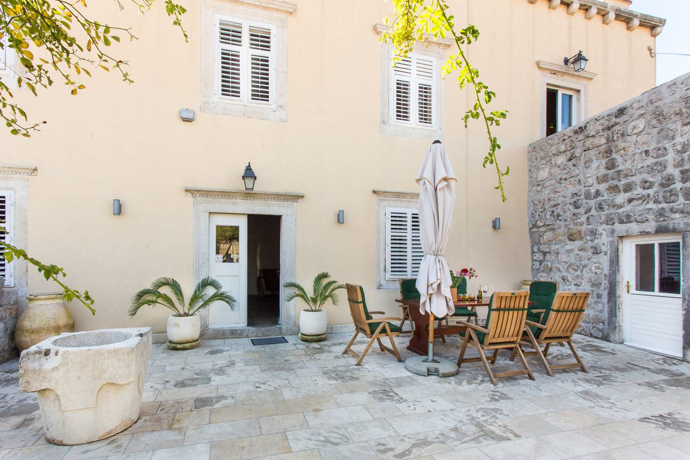 Apartments-Orka-Lobby-9