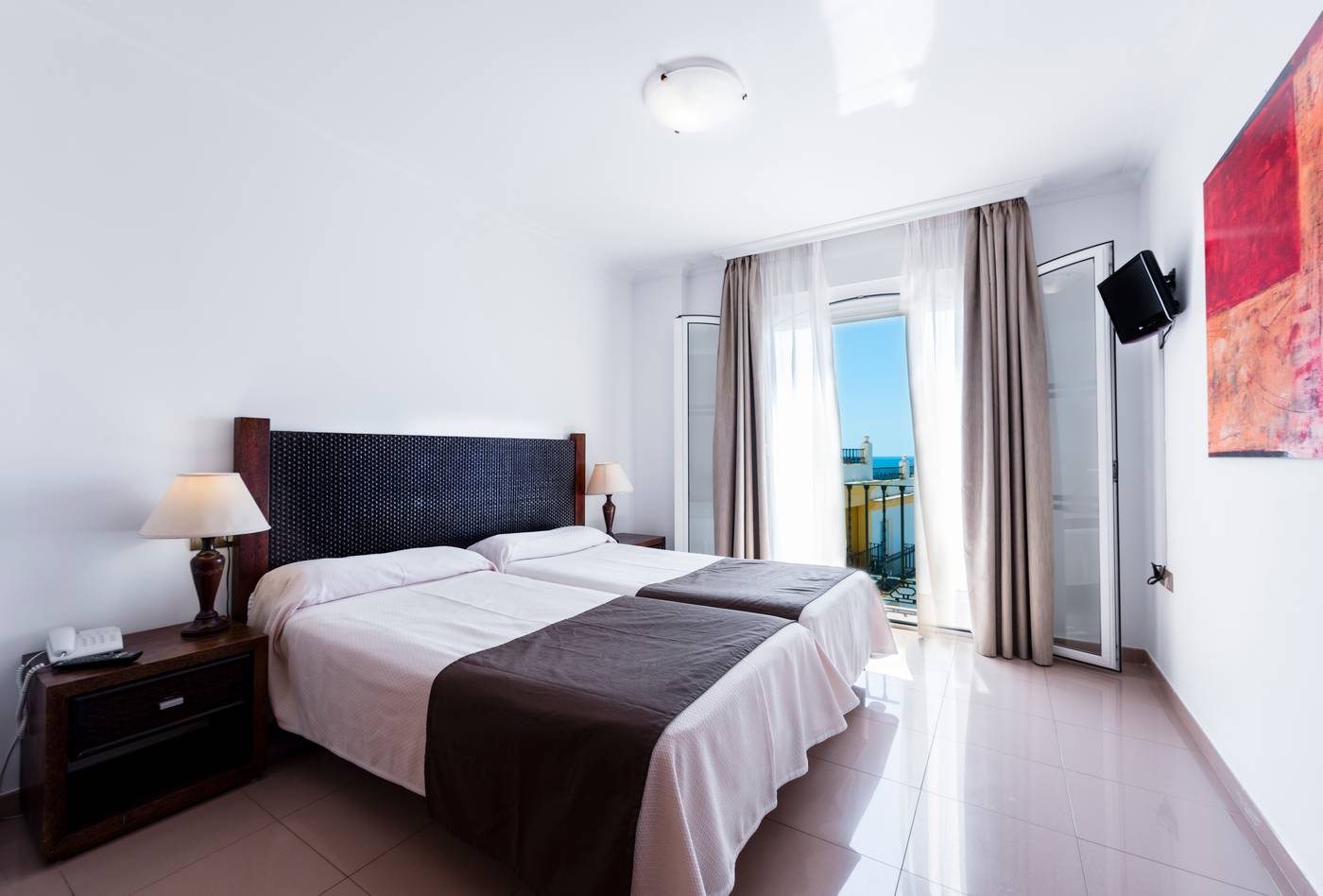 Toboso-Apartments-Room-11