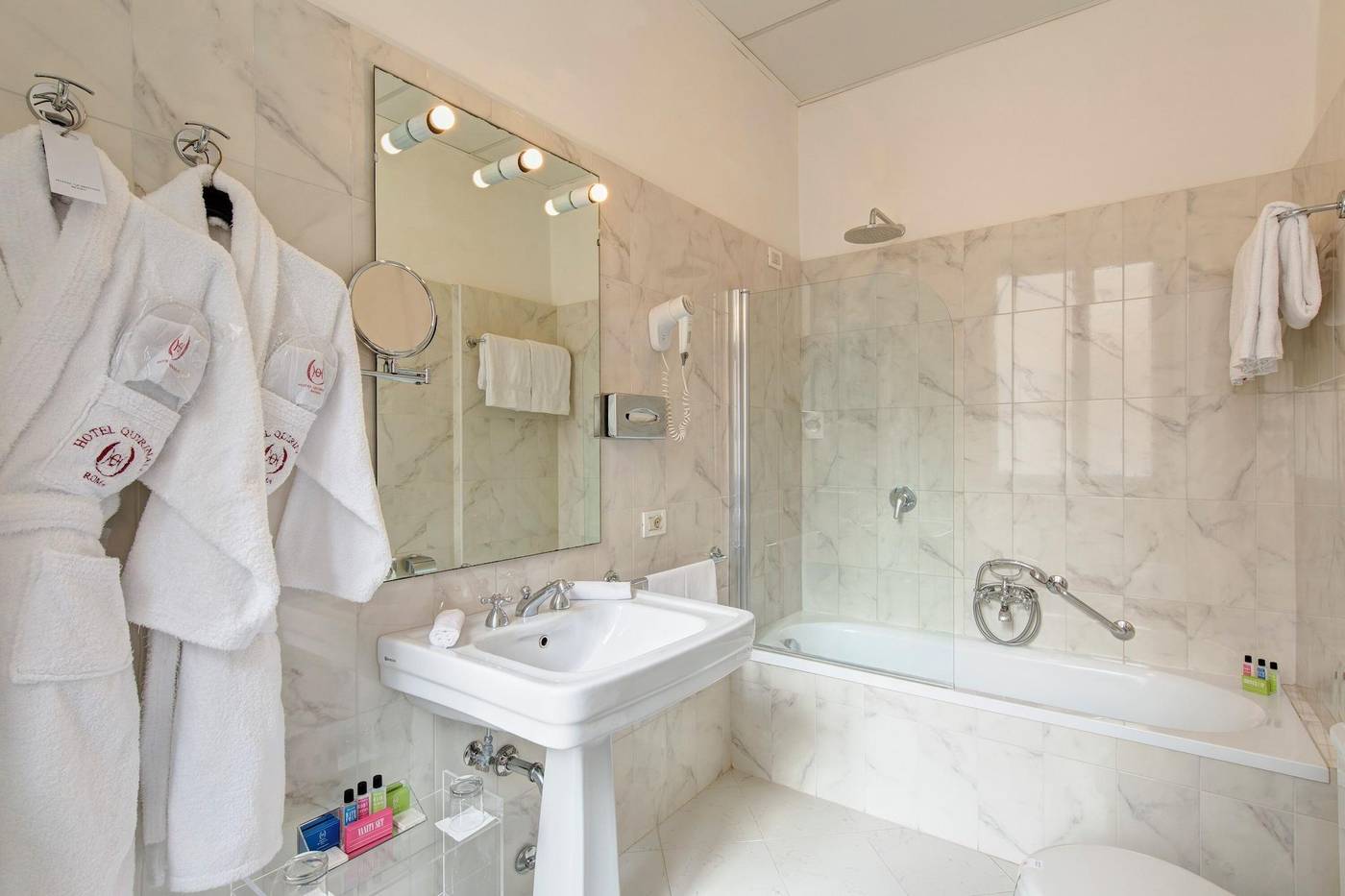 Hotel-Quirinale-Room-43