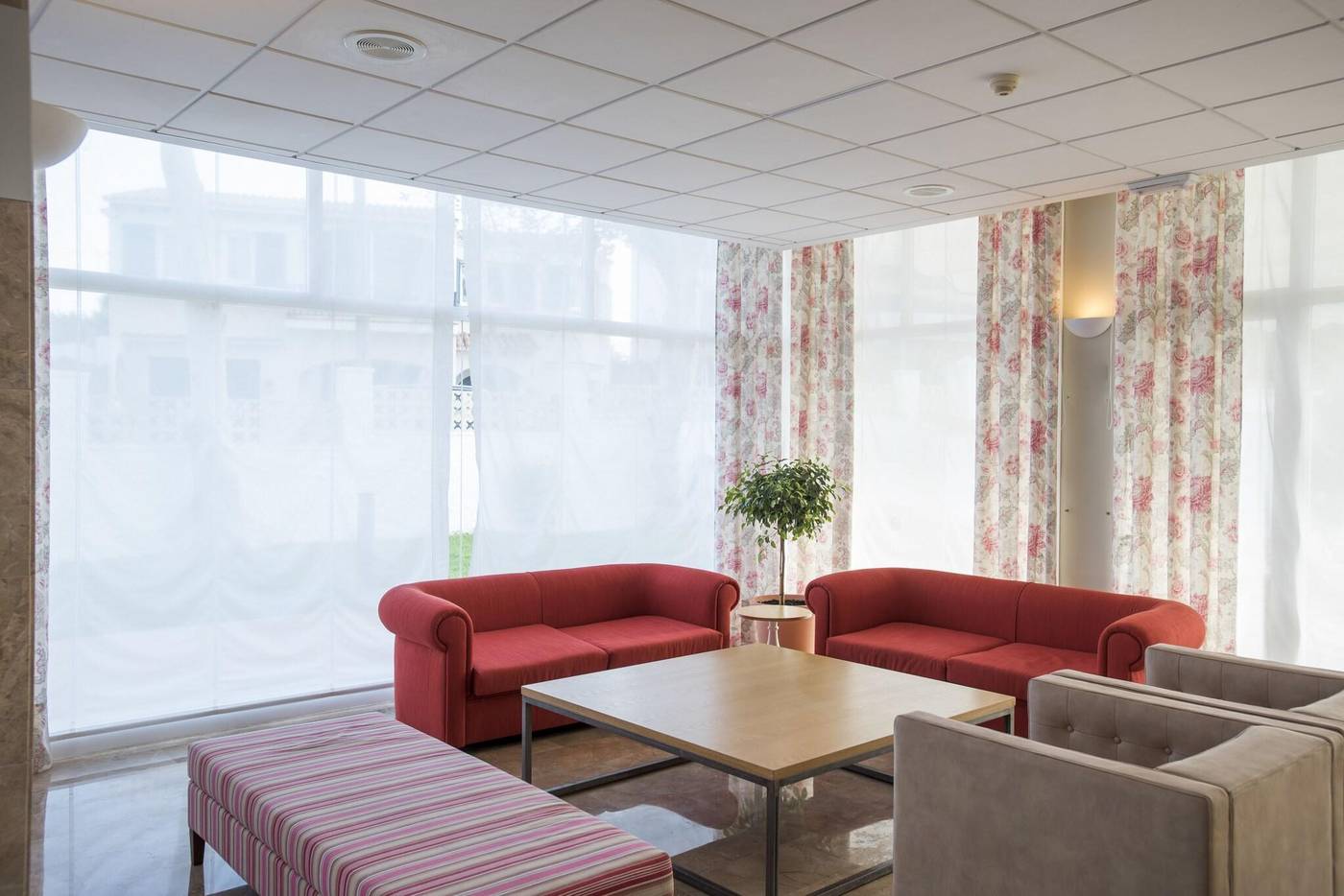 Set-Hotel-Agamenon-Lobby-43