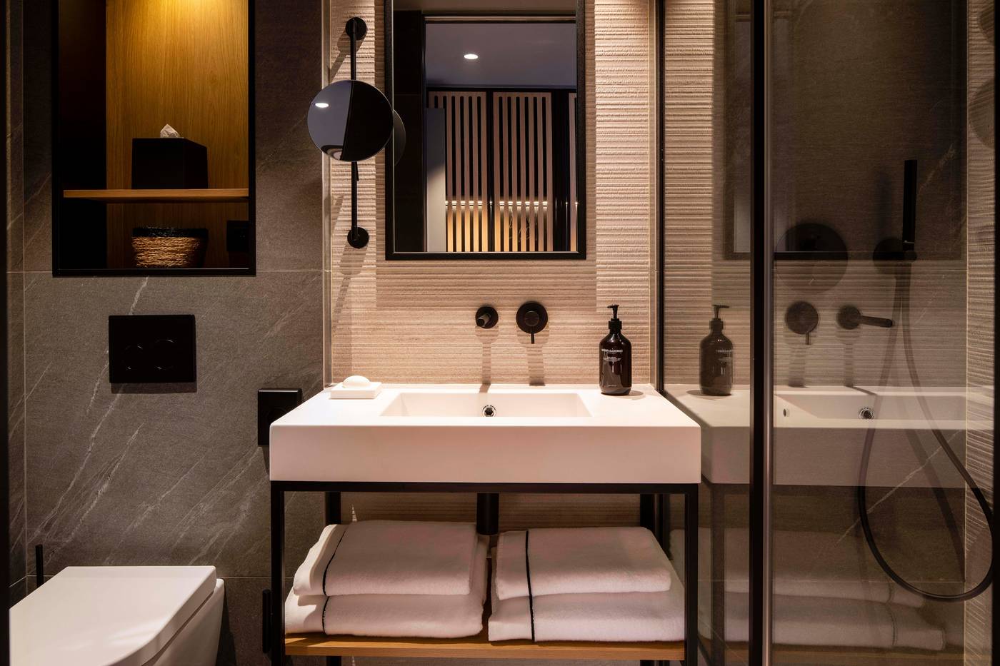 Victoria-Palace-Room-37