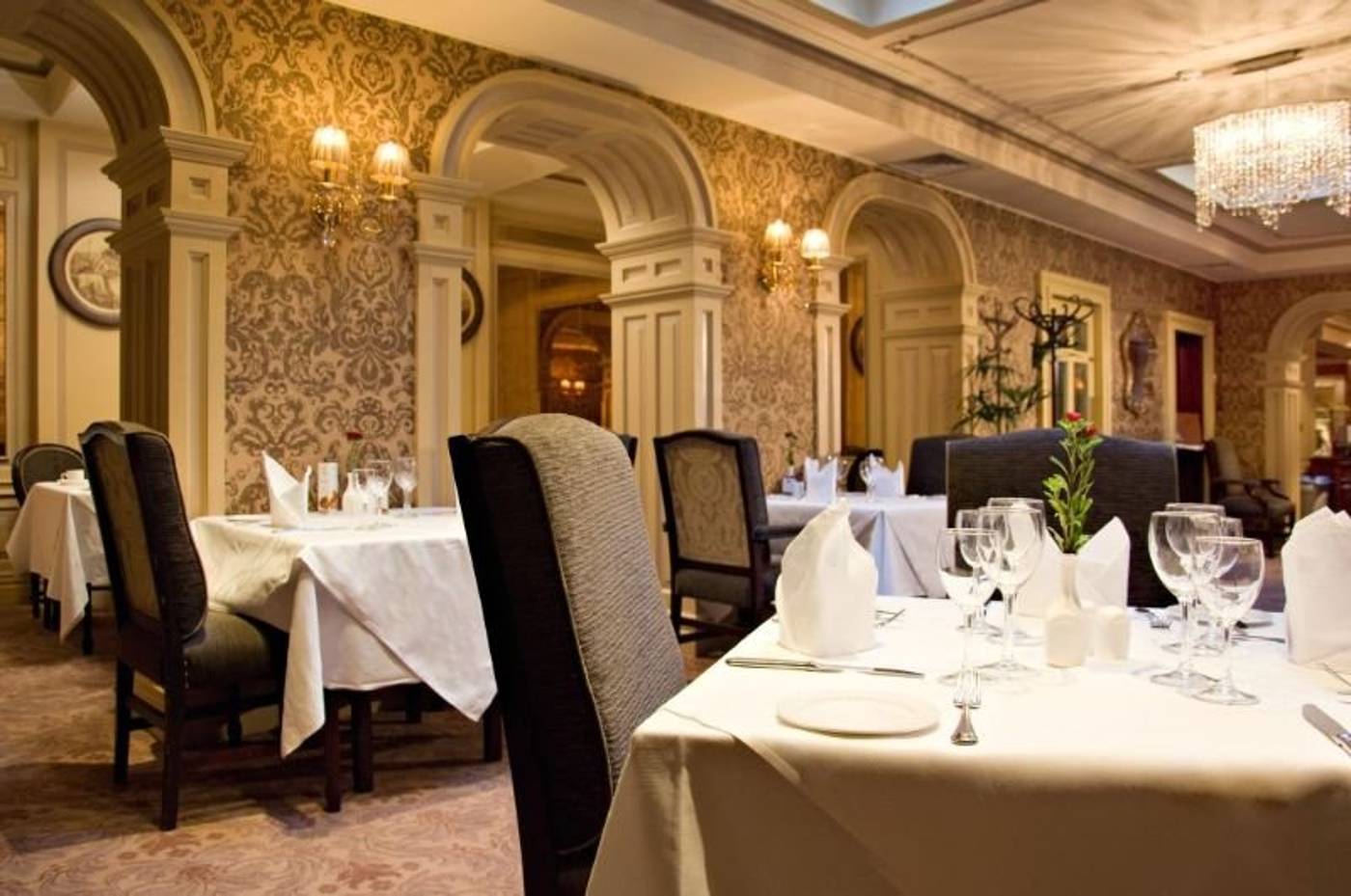 Buswells-Hotel-Restaurant-14